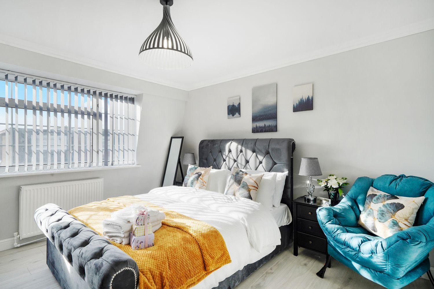 Spacious, 4 Bed, Garden, Parking, Excel Londra Esterno foto